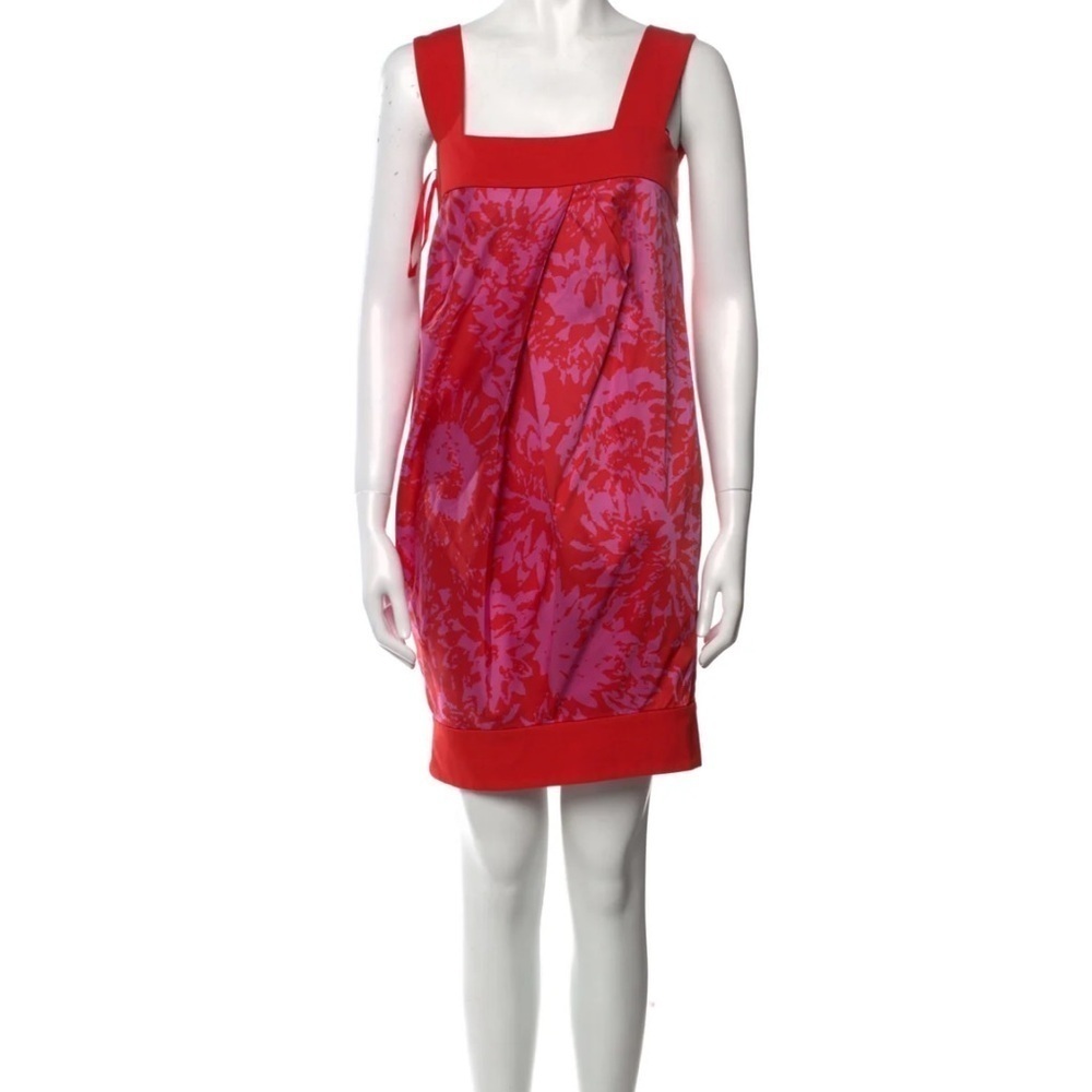 DIANE VON FURSTENBERG
Silk Mini Dress NWOT